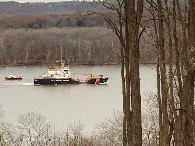 1169 New York 9j, Stuyvesant, NY 12173