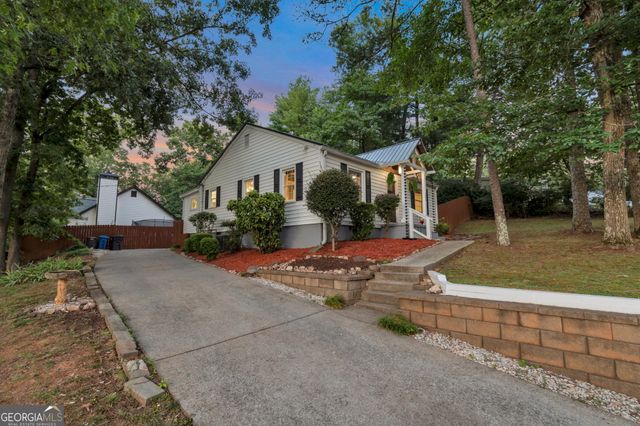 1396 Enota Avenue NE, Gainesville, GA 30501