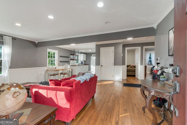 1396 Enota Avenue NE, Gainesville, GA 30501