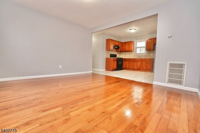 151 Vermont Ave, Newark City, NJ 07106