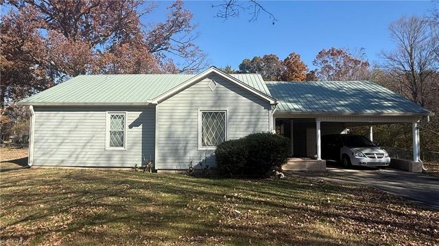 1338 Unity Street, Thomasville, NC 27360