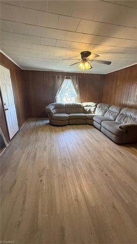 1338 Unity Street, Thomasville, NC 27360