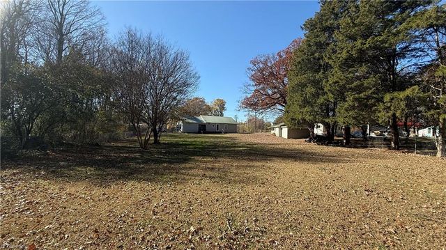 1338 Unity Street, Thomasville, NC 27360