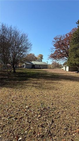 1338 Unity Street, Thomasville, NC 27360