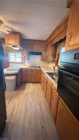 1338 Unity Street, Thomasville, NC 27360