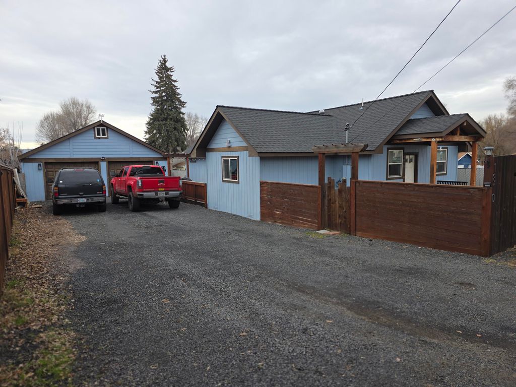 1810 Gary Street, Klamath Falls, OR 97603