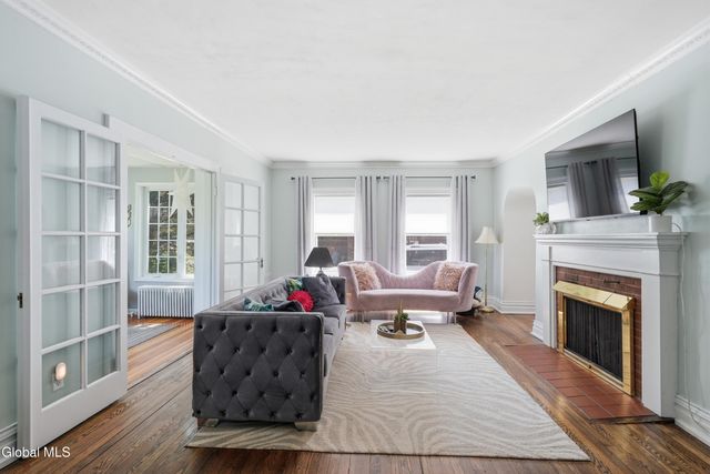 279 S Main Avenue, Albany, NY 12208