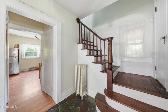 279 S Main Avenue, Albany, NY 12208
