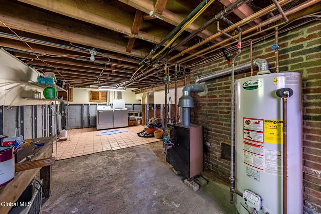 279 S Main Avenue, Albany, NY 12208