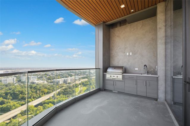 1711 Allen Parkway 2101, Houston, TX 77019