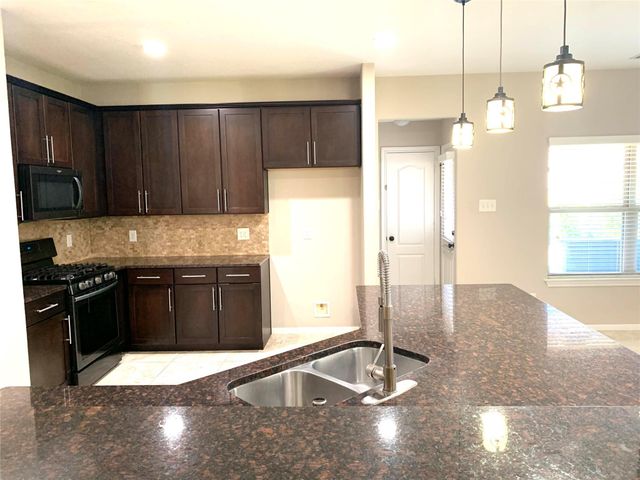 25638 Winford Estate Drive, Richmond, TX 77406