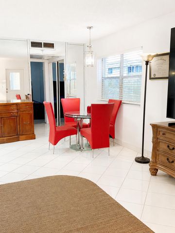 6 Brittany A 6a, Delray Beach, FL 33446