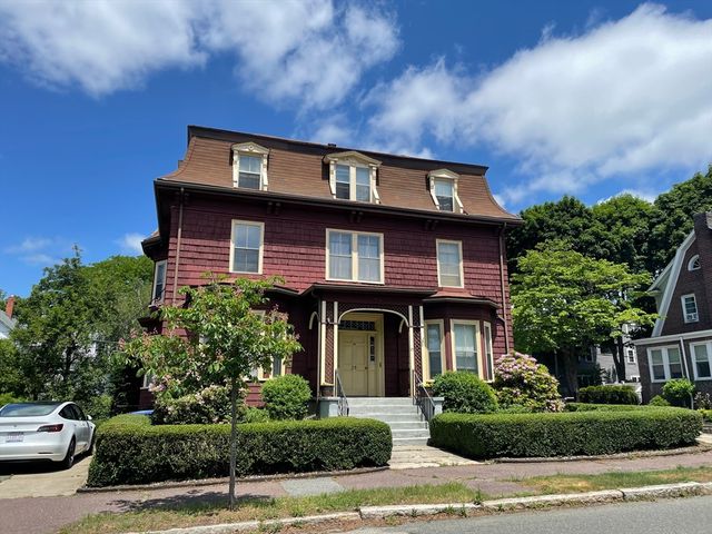29 Chestnut St 1, Wakefield, MA 01880