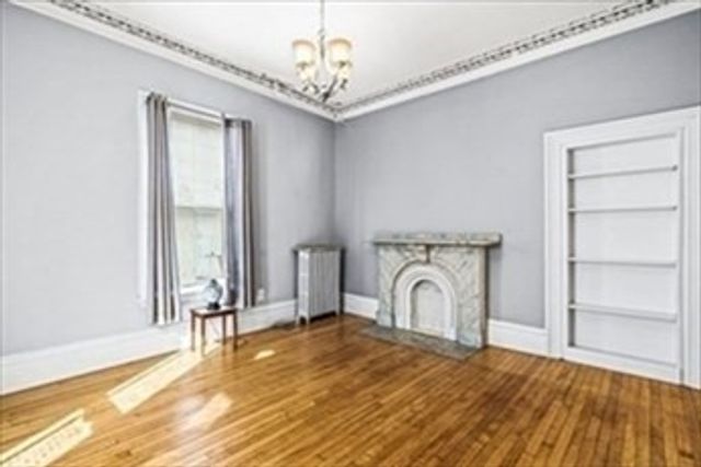 29 Chestnut St 1, Wakefield, MA 01880