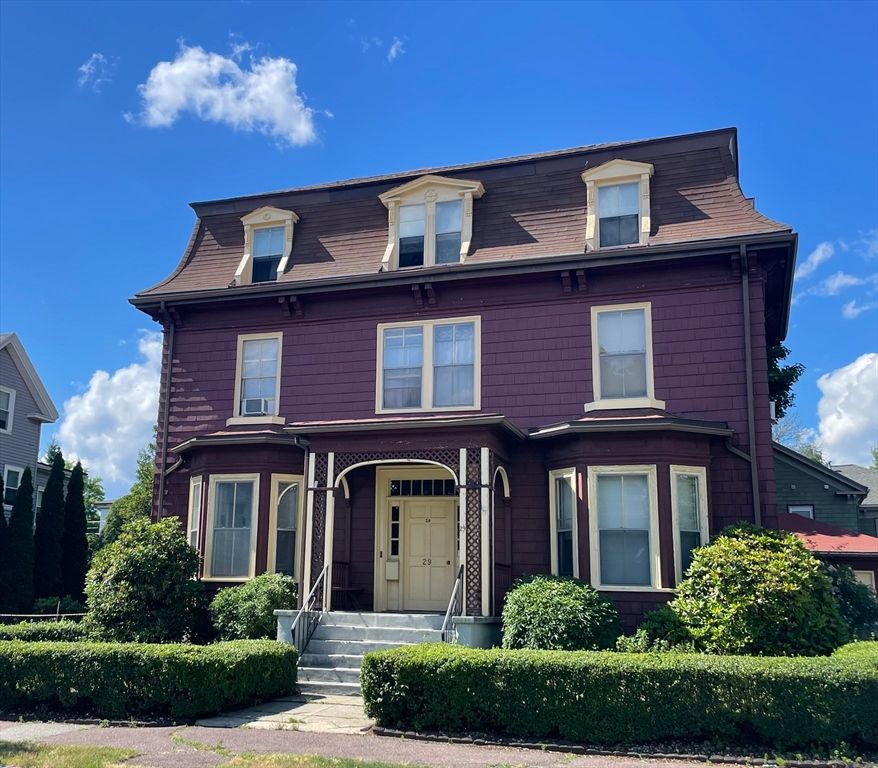 29 Chestnut St 1, Wakefield, MA 01880