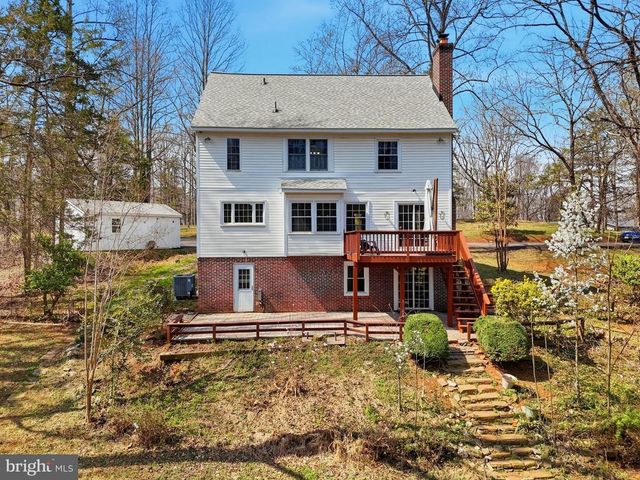 8277 LOCK LN, Warrenton, VA 20186