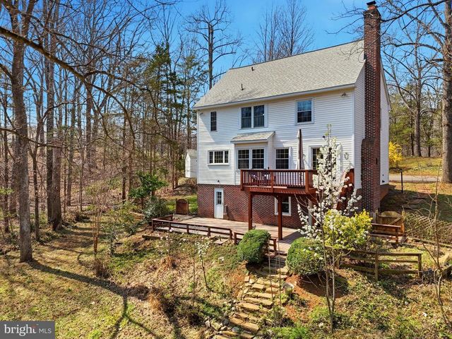 8277 LOCK LN, Warrenton, VA 20186