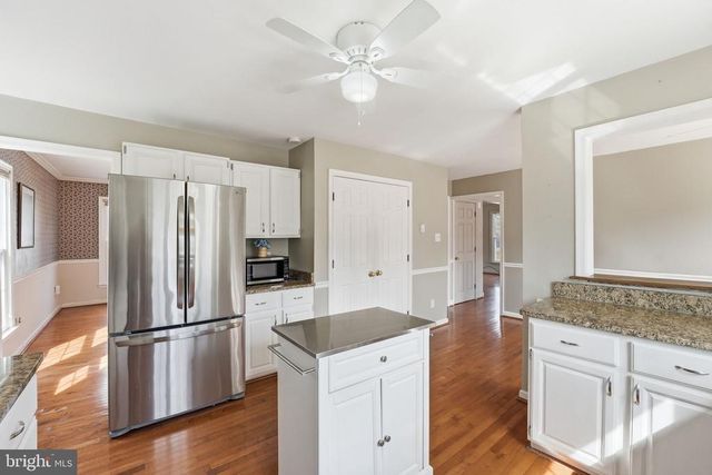 8277 LOCK LN, Warrenton, VA 20186