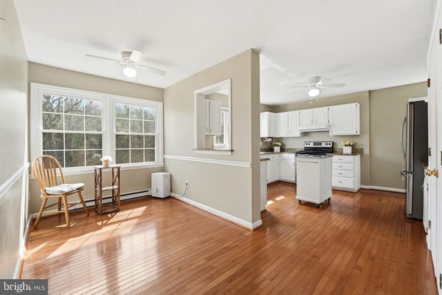 8277 LOCK LN, Warrenton, VA 20186