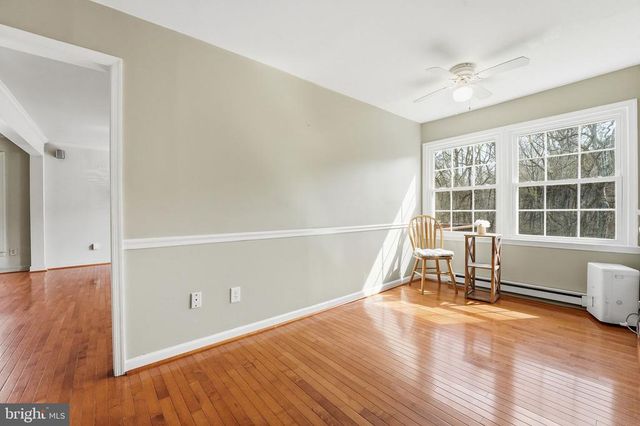 8277 LOCK LN, Warrenton, VA 20186