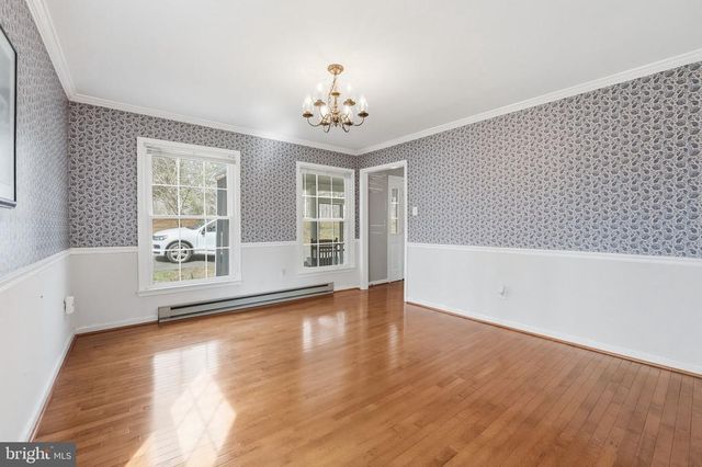 8277 LOCK LN, Warrenton, VA 20186