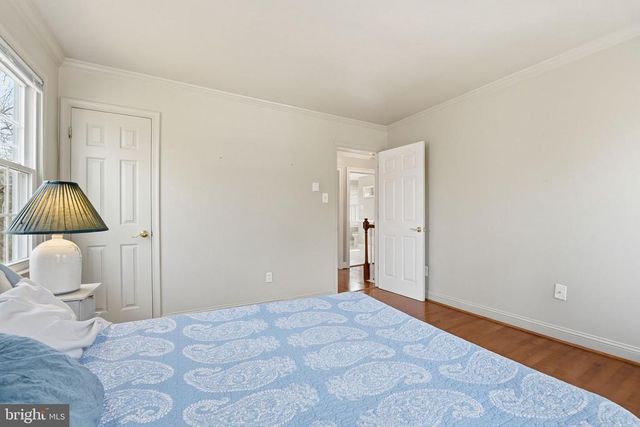 8277 LOCK LN, Warrenton, VA 20186