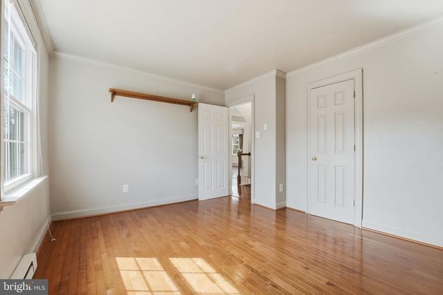 8277 LOCK LN, Warrenton, VA 20186