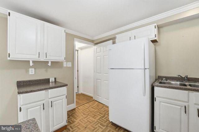 8277 LOCK LN, Warrenton, VA 20186