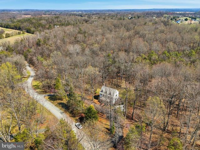 8277 LOCK LN, Warrenton, VA 20186