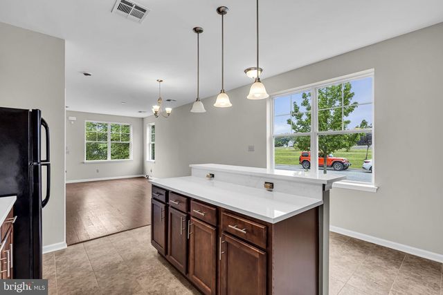 1 ROWAND WAY E, Clementon, NJ 08021