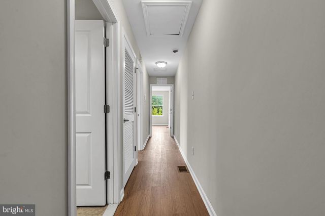 1 ROWAND WAY E, Clementon, NJ 08021