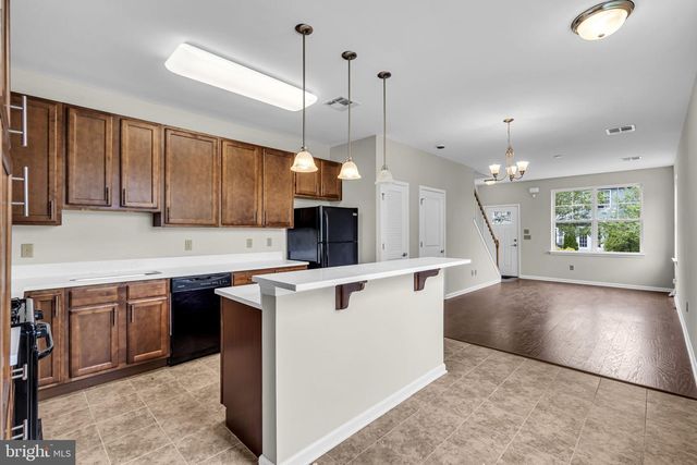 1 ROWAND WAY E, Clementon, NJ 08021