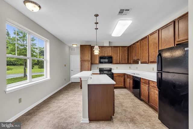 1 ROWAND WAY E, Clementon, NJ 08021