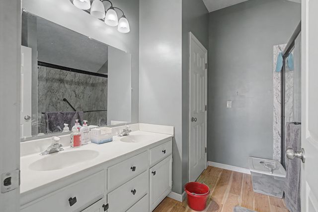 4016 Bentle Dr, Westmoreland, TN 37186