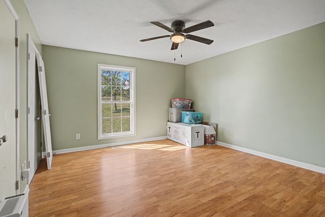 4016 Bentle Dr, Westmoreland, TN 37186