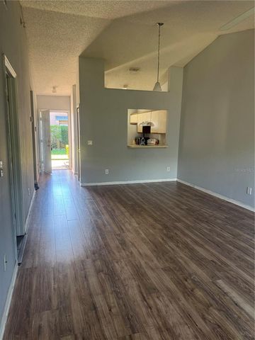 2422 KING OAK COURT, St Cloud, FL 34769