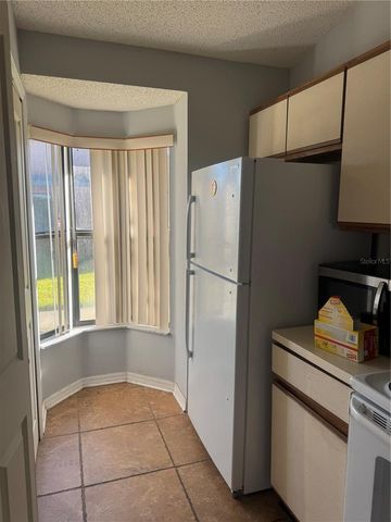 2422 KING OAK COURT, St Cloud, FL 34769