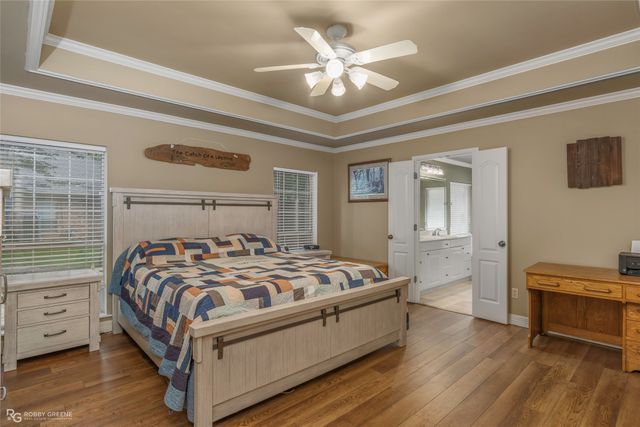 100 Preston Bay Circle, Benton, LA 71006