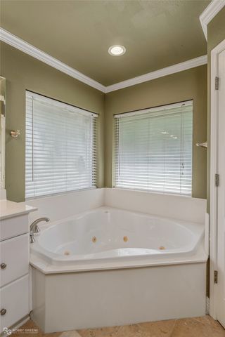 100 Preston Bay Circle, Benton, LA 71006