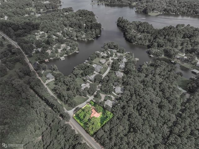 100 Preston Bay Circle, Benton, LA 71006