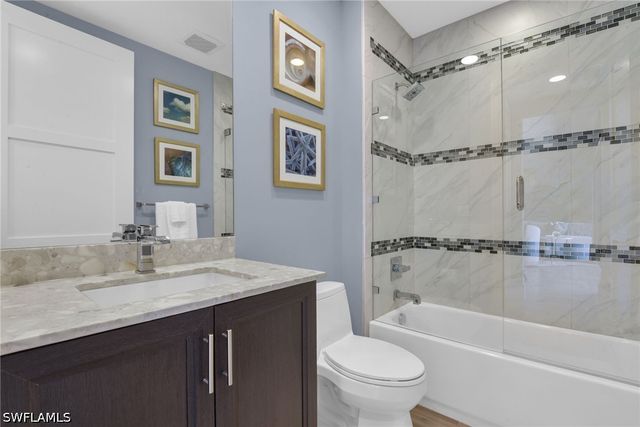 1035 3rd AVE S 406, Naples, FL 34102