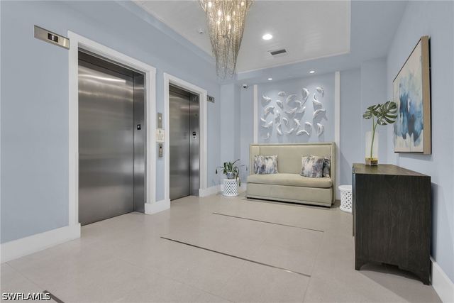 1035 3rd AVE S 406, Naples, FL 34102