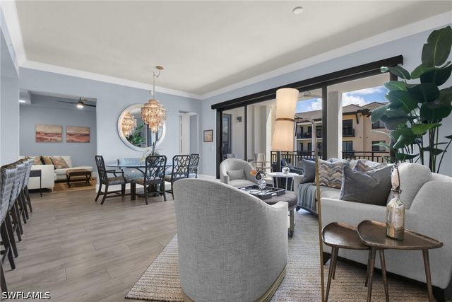1035 3rd AVE S 406, Naples, FL 34102
