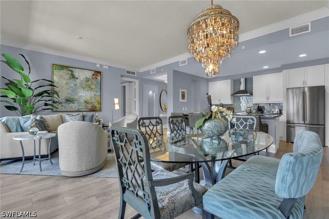 1035 3rd AVE S 406, Naples, FL 34102