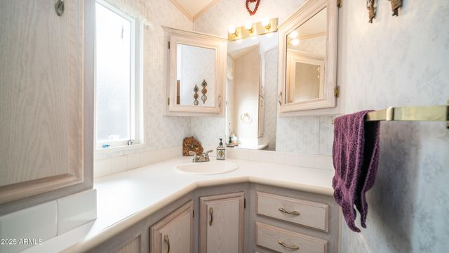 384 GYPSUM Drive, Apache Junction, AZ 85119