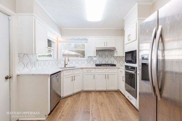 9813 Driftwood Circle, Shreveport, LA 71118