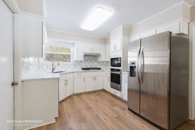 9813 Driftwood Circle, Shreveport, LA 71118