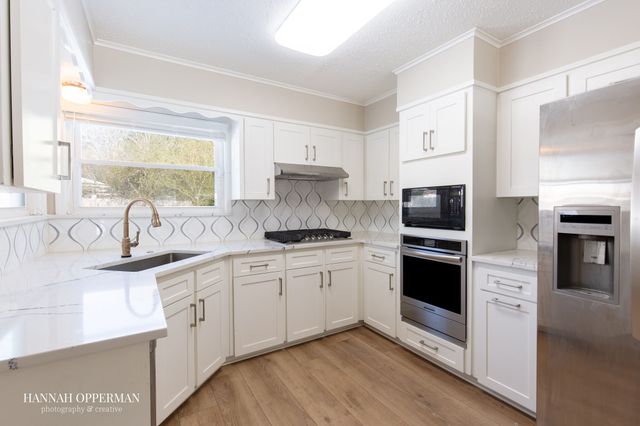 9813 Driftwood Circle, Shreveport, LA 71118