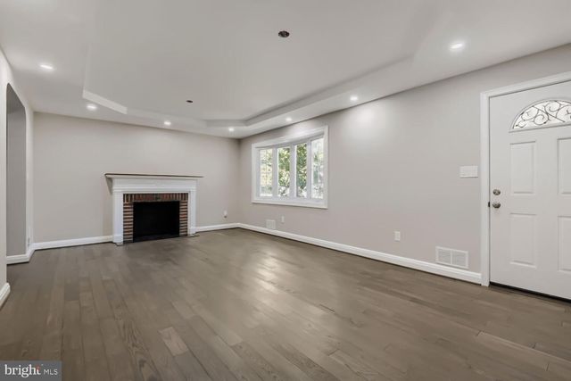 6410 LAUREL DR, Baltimore, MD 21207