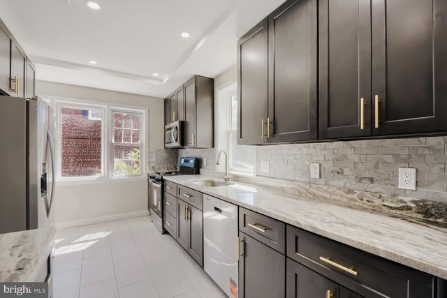 6410 LAUREL DR, Baltimore, MD 21207